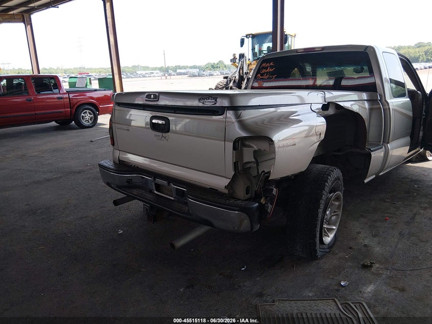 2003 CHEVROLET SILVERADO 1500 auction photo 6