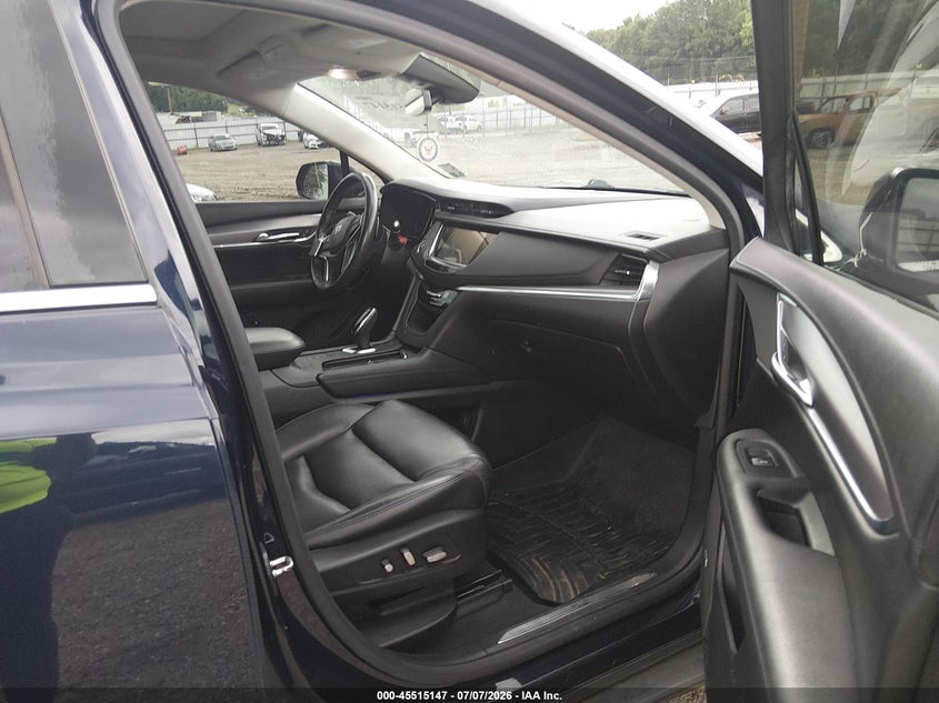 AtlanticExpress - Cadillac XT5