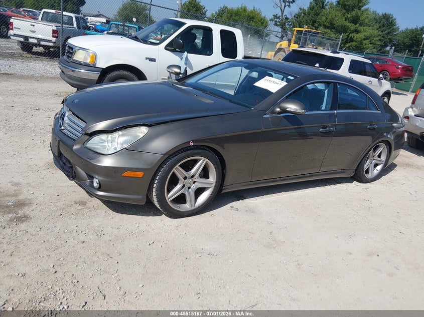 WDDDJ72X28A123781 2008 Mercedes-Benz Cls 550 photo 1