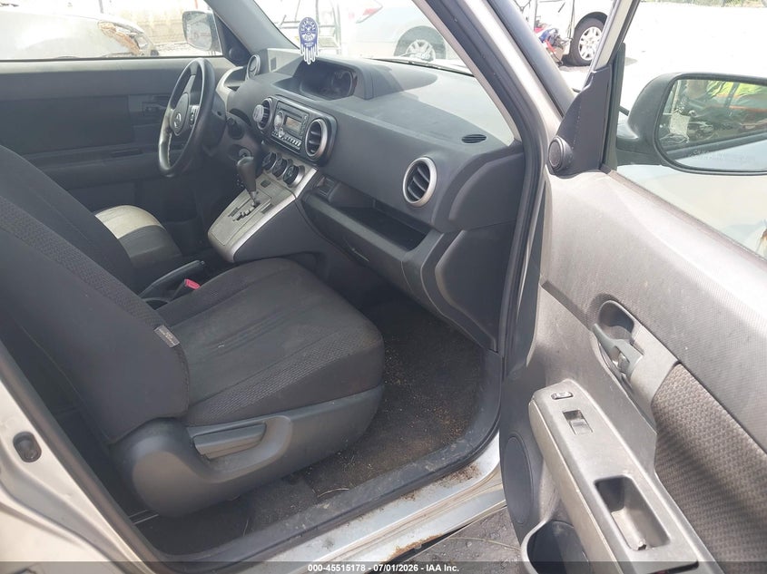 2010 SCION XB auction photo 5
