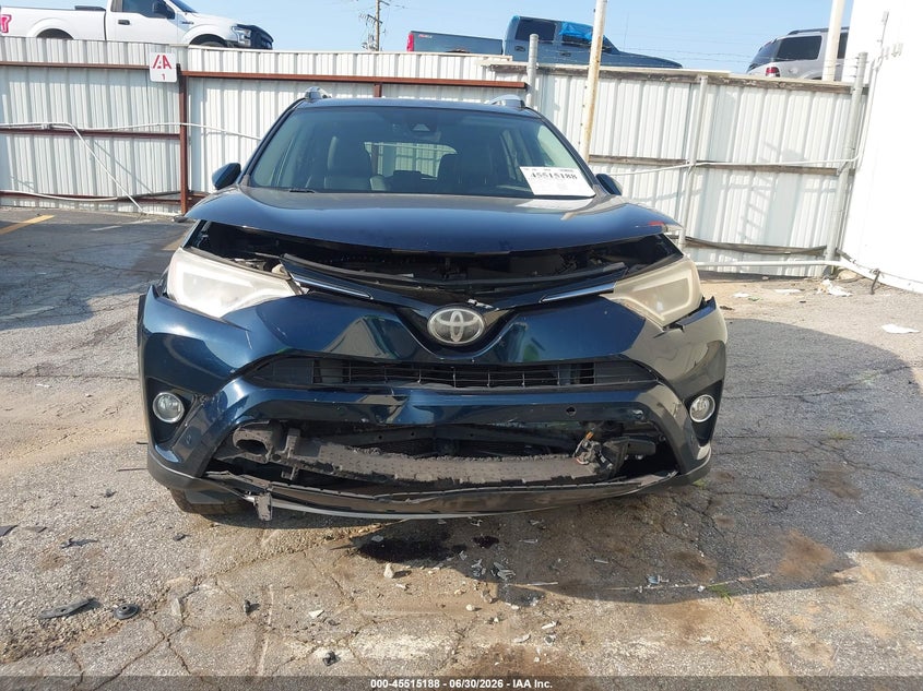 2017 TOYOTA RAV4 auction photo 6