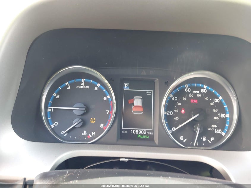 2017 TOYOTA RAV4 auction photo 7