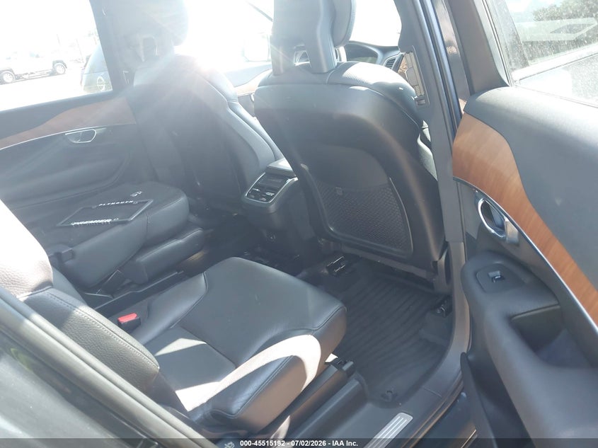 VOLVO XC90 - zdjęcie 8