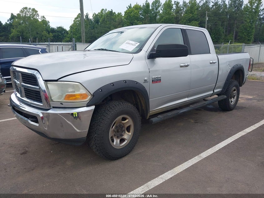 Vin: 3d7ut2cl3bg599717, lot: 46013539, ram ram 2500 slt 20112