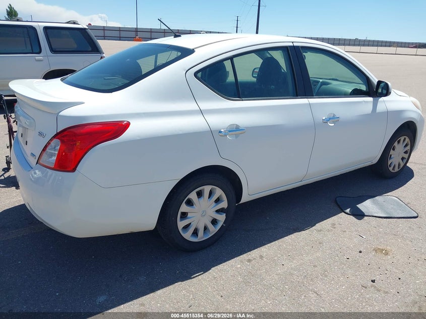Vin: 3n1cn7ap0el812494, lot: 46013570, nissan versa 1.6 sv 20144