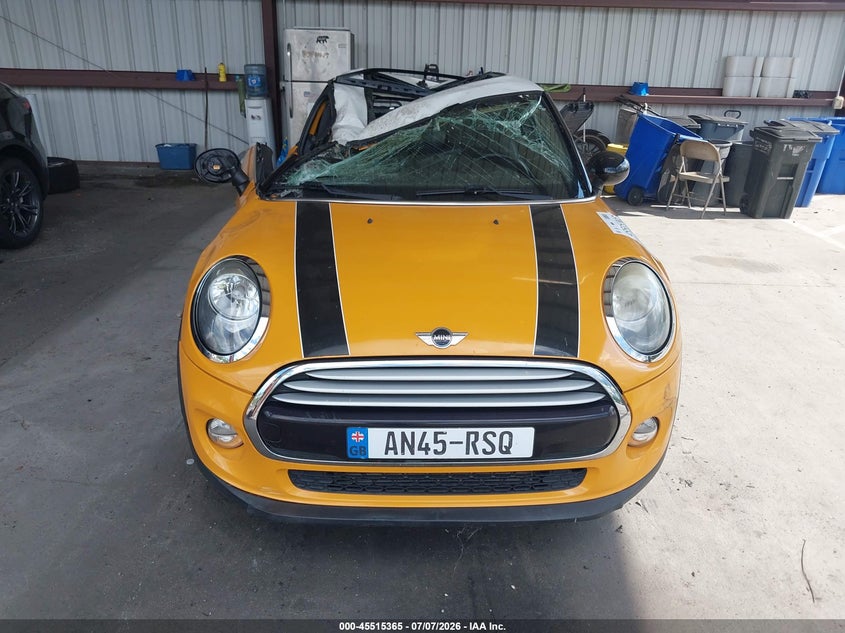 2015 Mini Hardtop Cooper VIN: WMWXM5C5XFT940611 Lot: 45515365