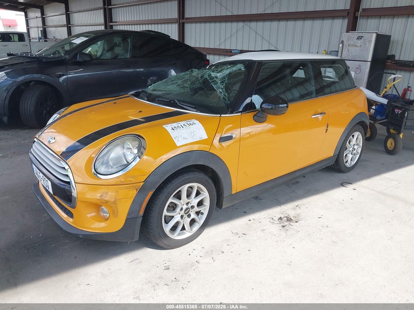 2015 MINI HARDTOP auction photo 2