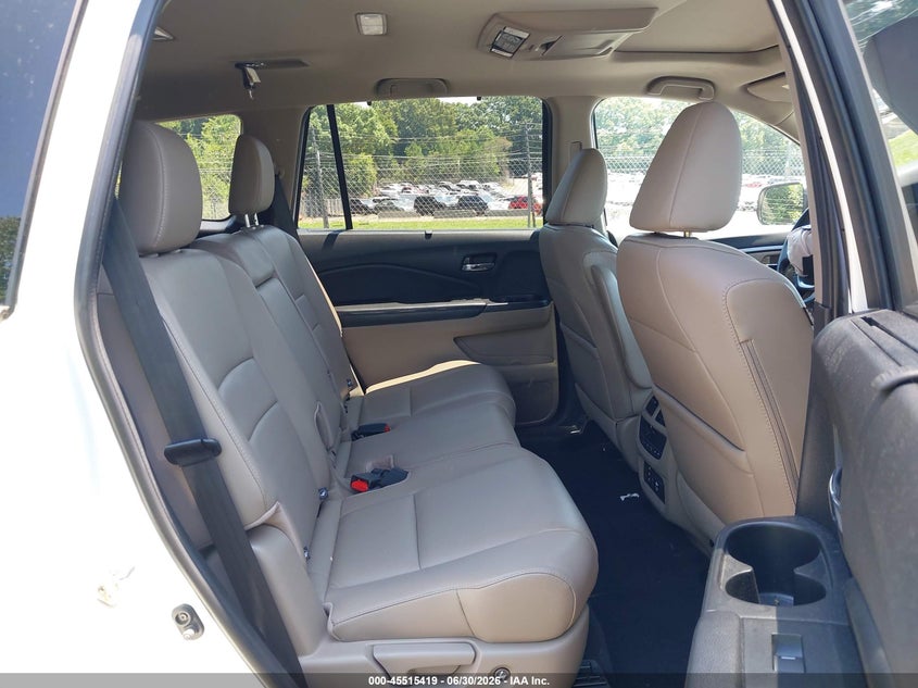 2016 HONDA PILOT auction photo 8