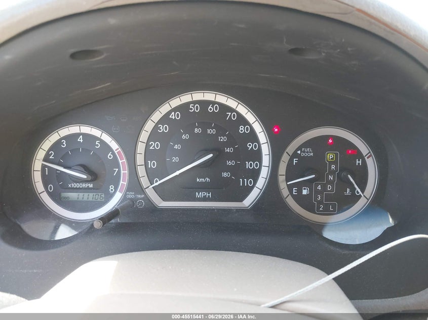2004 TOYOTA SIENNA auction photo 7