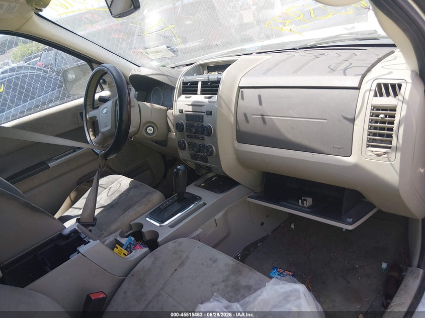 2012 FORD ESCAPE auction photo 5