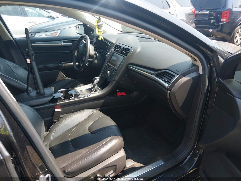 2015 FORD FUSION auction photo 5