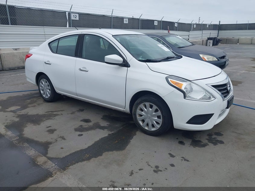 2018 Nissan Versa