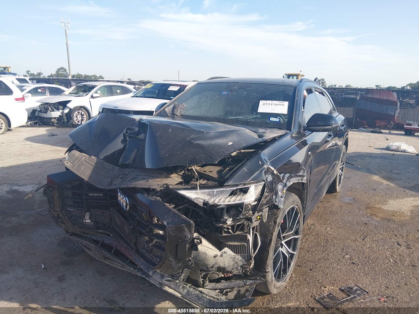 2021 AUDI Q8 auction photo 2