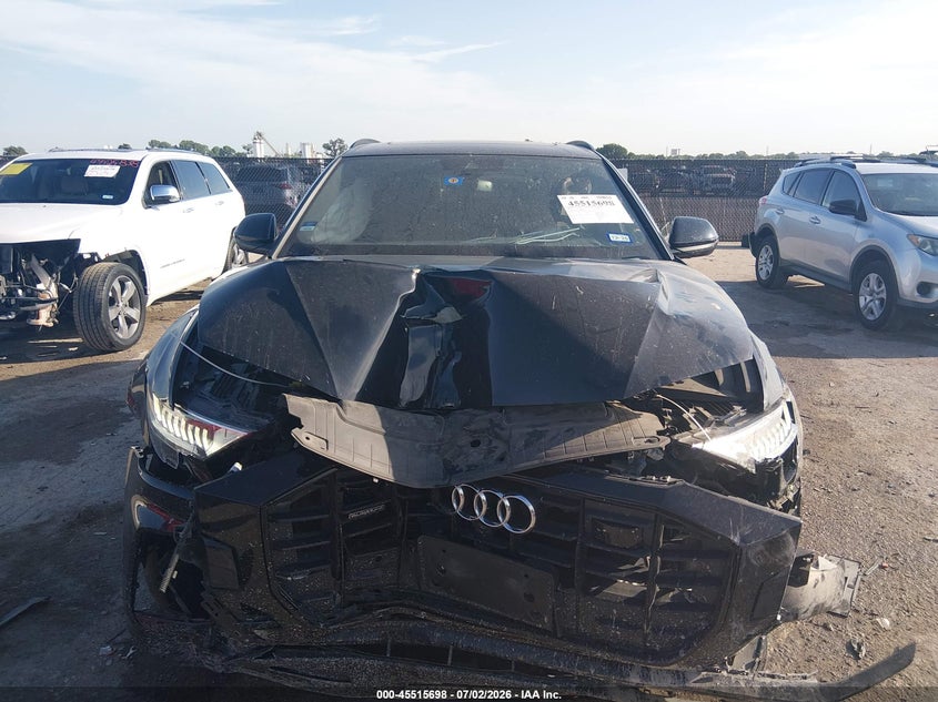 2021 AUDI Q8 auction photo 6