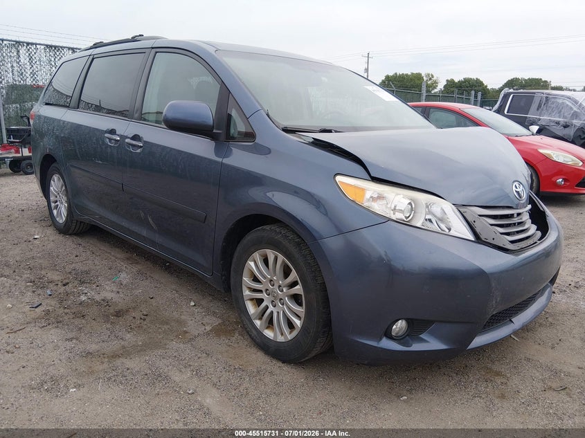2013 Toyota Sienna