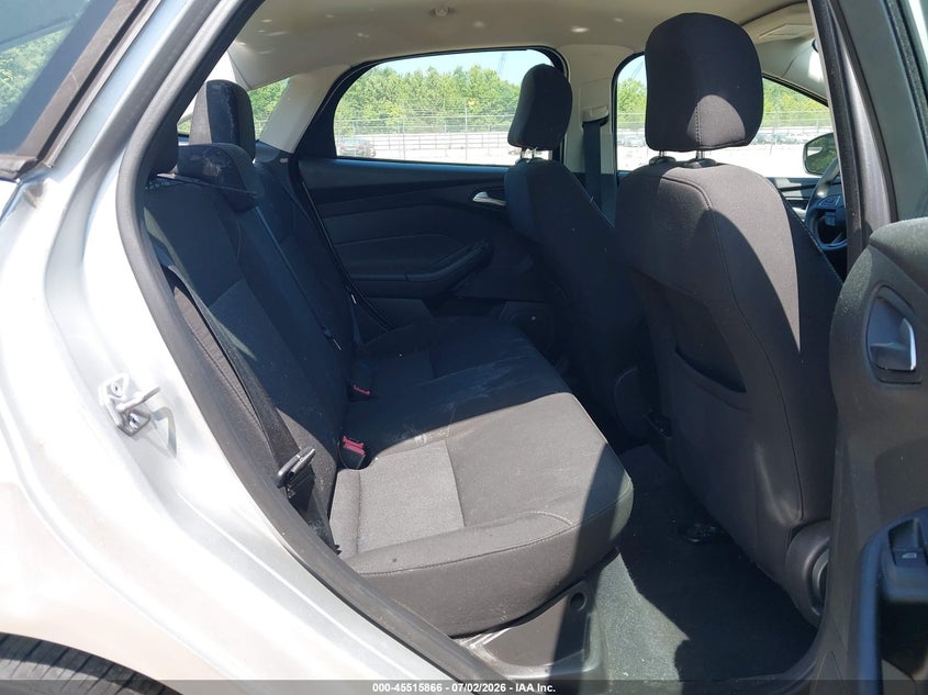 2016 FORD FOCUS auction photo 8