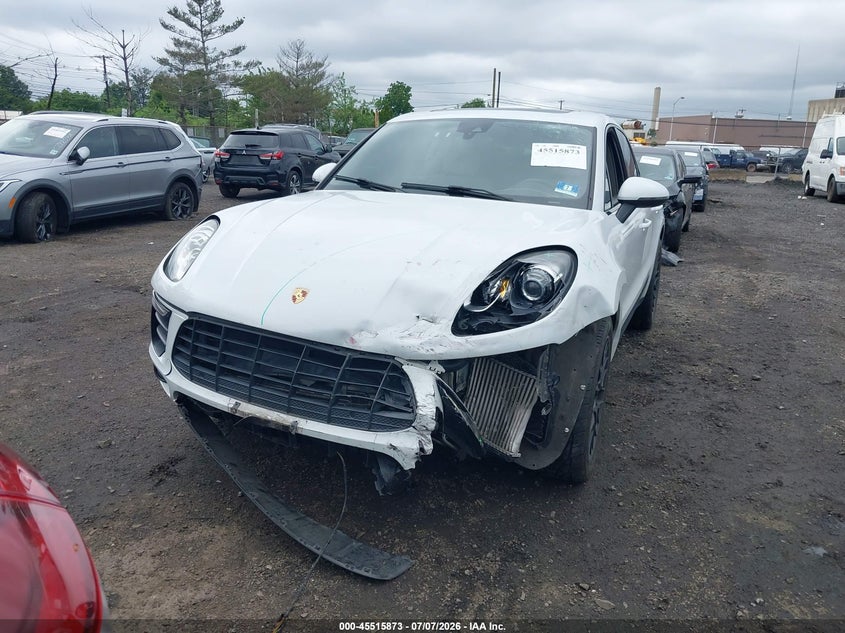 2016 PORSCHE MACAN auction photo 6