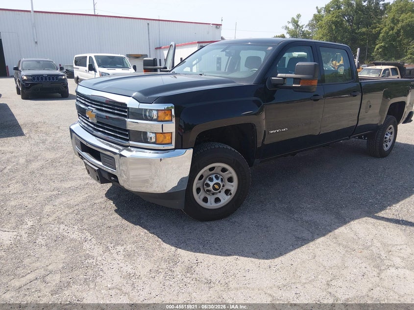 2017 CHEVROLET SILVERADO 3500HD auction photo 2