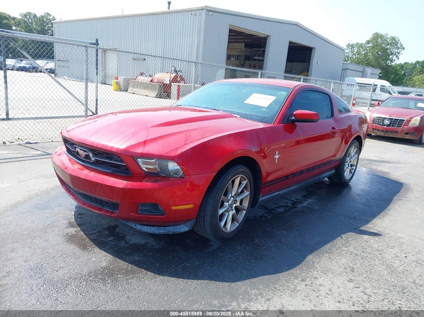2011 FORD MUSTANG auction photo 2