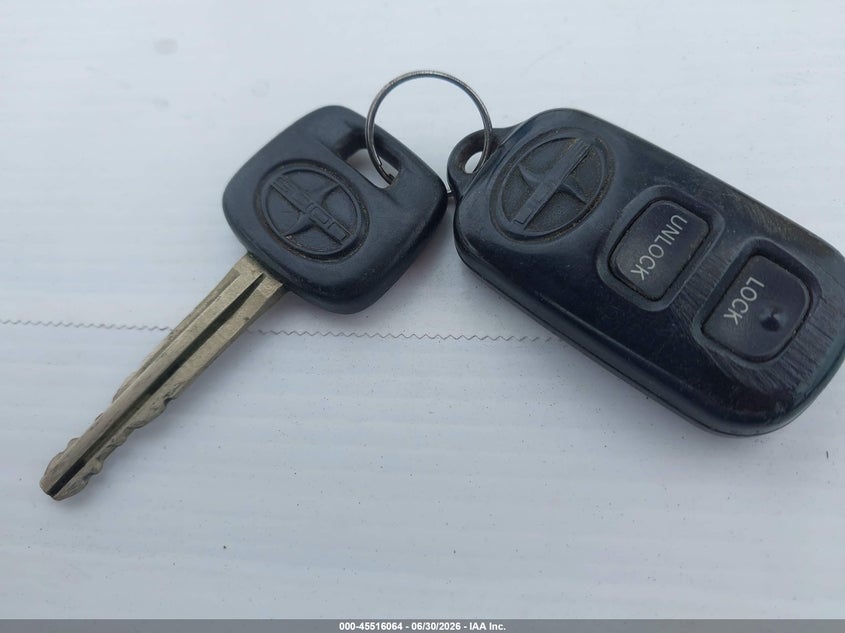 2004 Scion Xb VIN: JTLKT324X40145767 Lot: 45516064