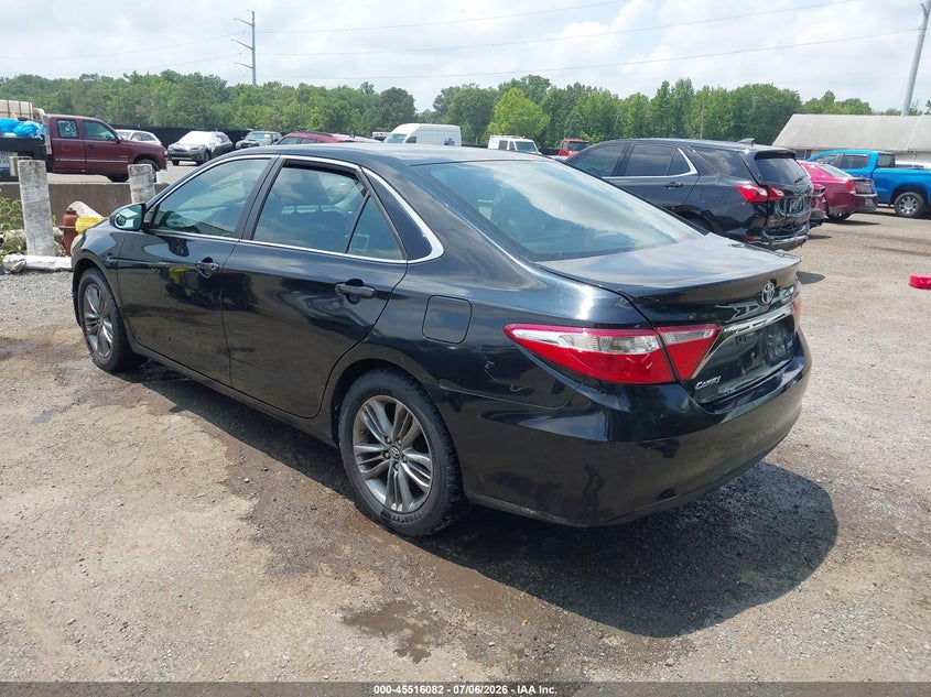2016 TOYOTA CAMRY SEDAN N/A