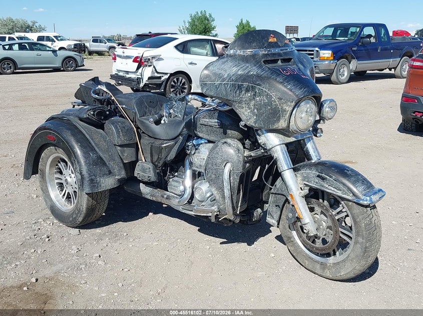 HARLEY-DAVIDSON FLHTCUTG 2020