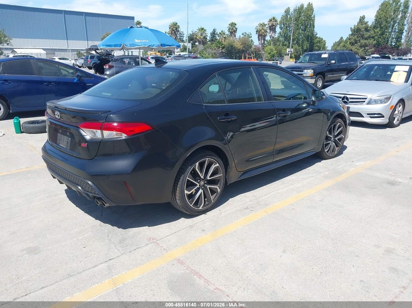 2020 TOYOTA COROLLA auction photo 4