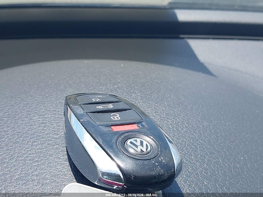 2016 Volkswagen Touareg Tdi Lux VIN: WVGEP9BP8GD004960 Lot: 45516212
