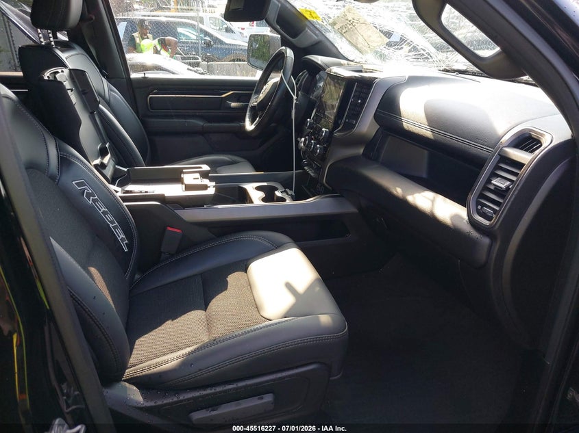 2020 RAM 1500 auction photo 5