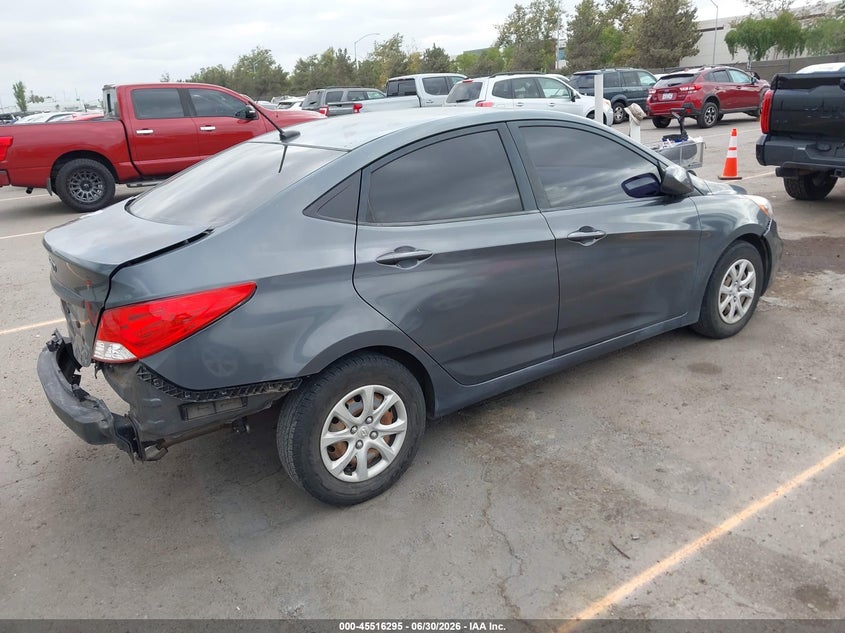 2013 HYUNDAI ACCENT auction photo 4