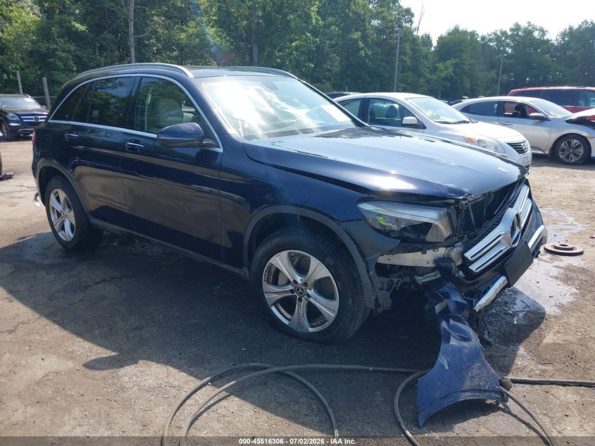 2017 MERCEDES-BENZ GLC 300 4MATIC