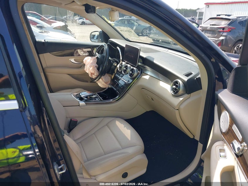AtlanticExpress - Mercedes-Benz GLC-Class