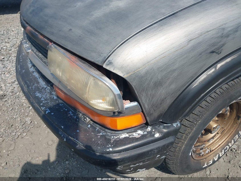 CHEVROLET BLAZER 1999 VIN 1GNCS13W1X2168796