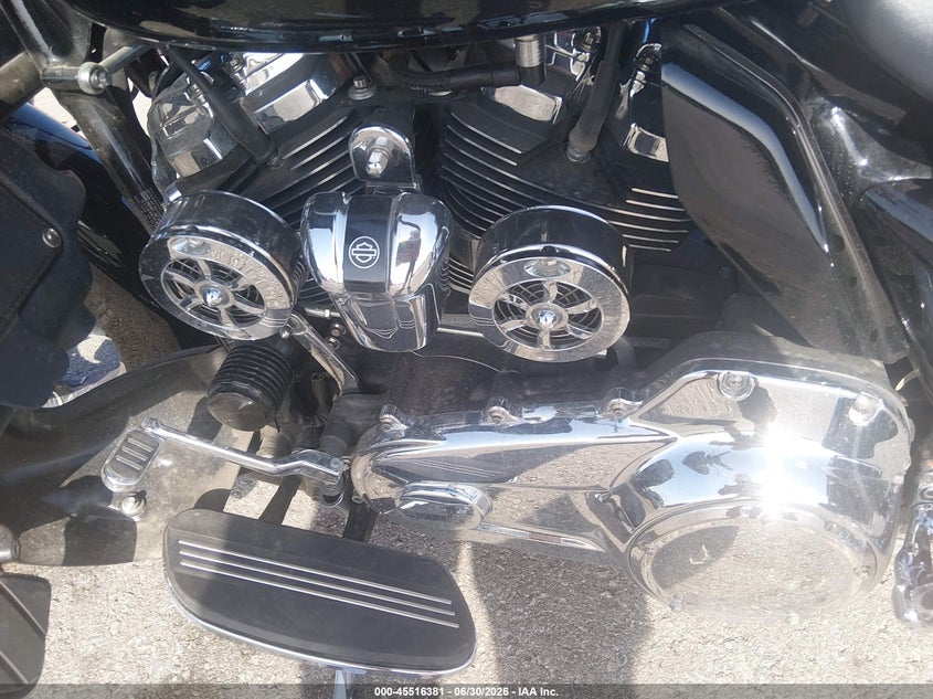 2018 Harley-Davidson Flhx Street Glide VIN: 1HD1KBC18JB612322 Lot: 45516381