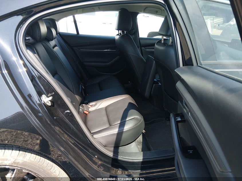 2026 MAZDA MAZDA3 auction photo 8