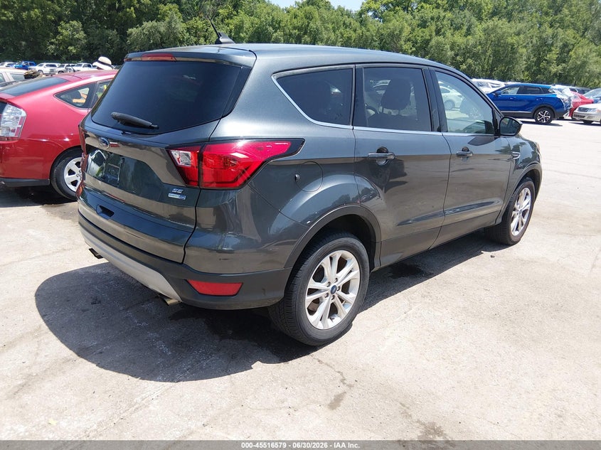 2019 FORD ESCAPE auction photo 4