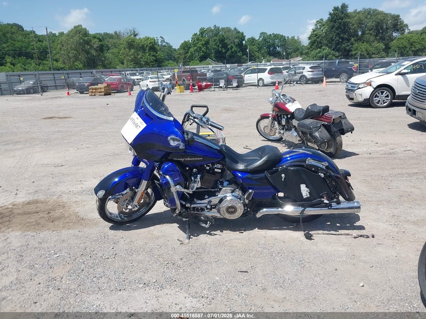 2017 Harley-Davidson Flhxse Cvo Street Glide VIN: 1HD1PXF12HB961237 Lot: 45516587