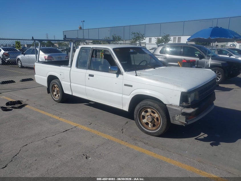 1987 Mazda B2000 Cab Plus