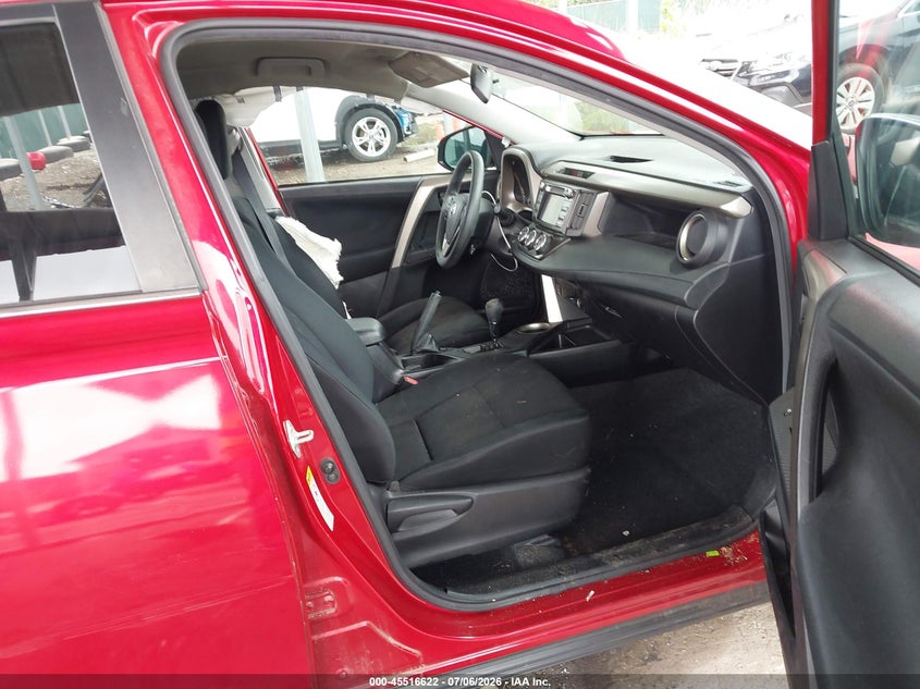 2015 TOYOTA RAV4 auction photo 5