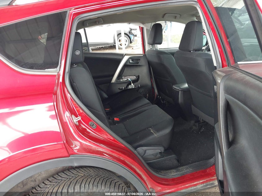 2015 TOYOTA RAV4 auction photo 8
