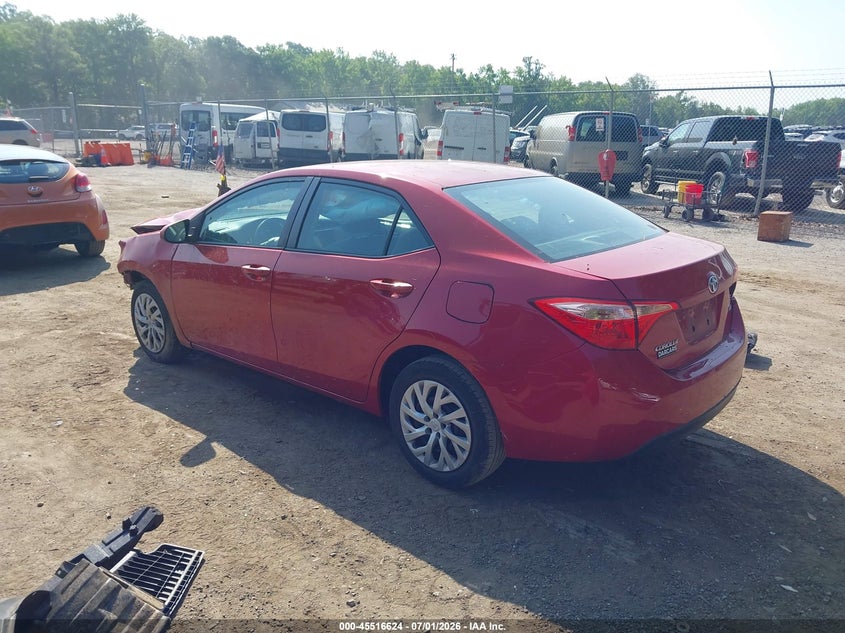 2018 TOYOTA COROLLA auction photo 3