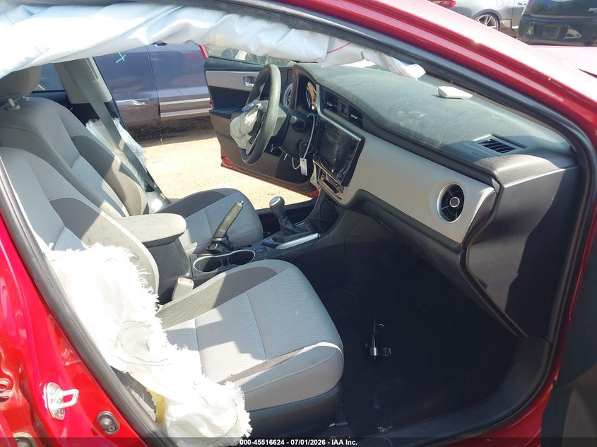 2018 TOYOTA COROLLA auction photo 5