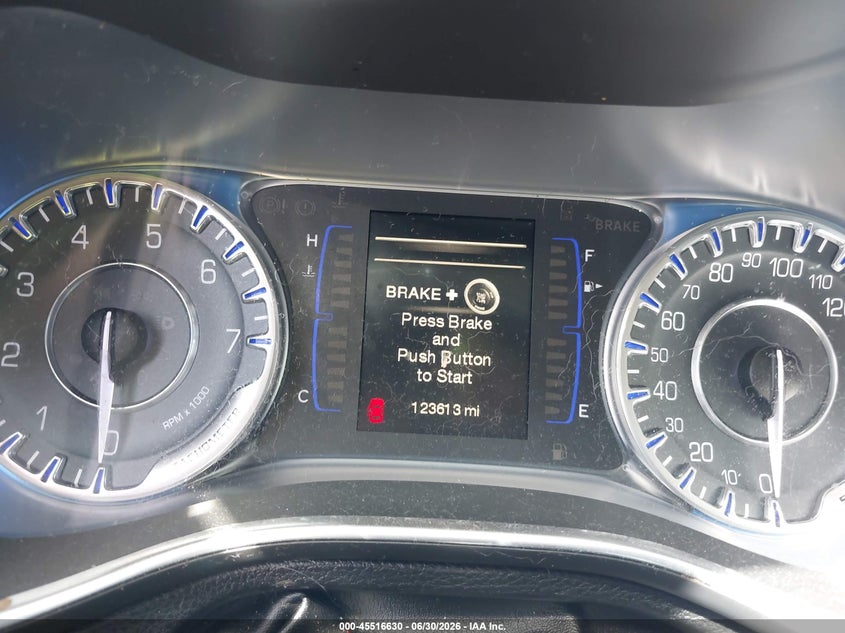 2015 CHRYSLER 200 auction photo 7
