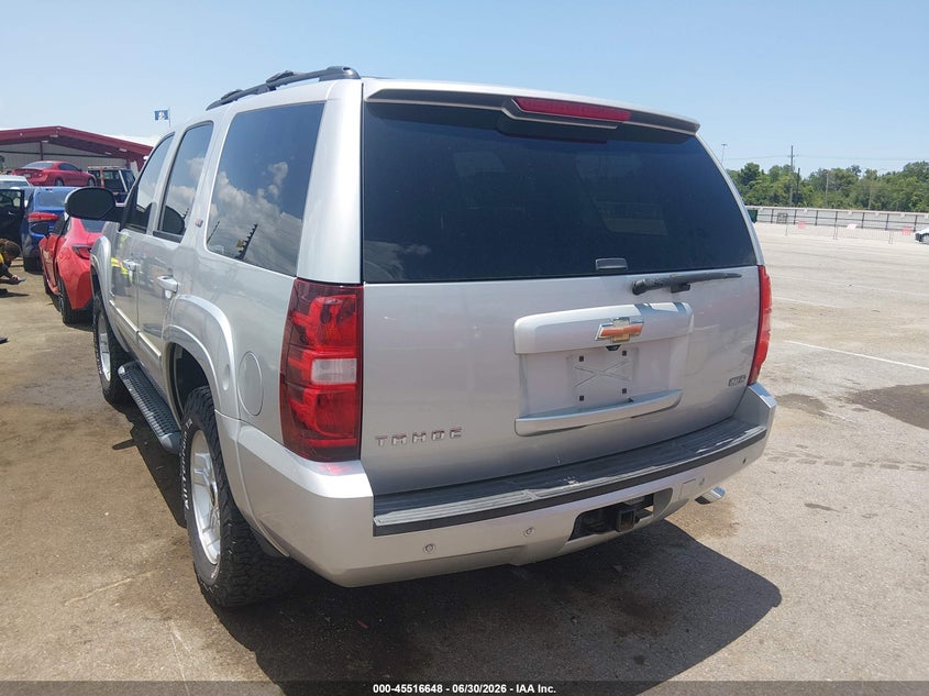 2010 CHEVROLET TAHOE auction photo 3