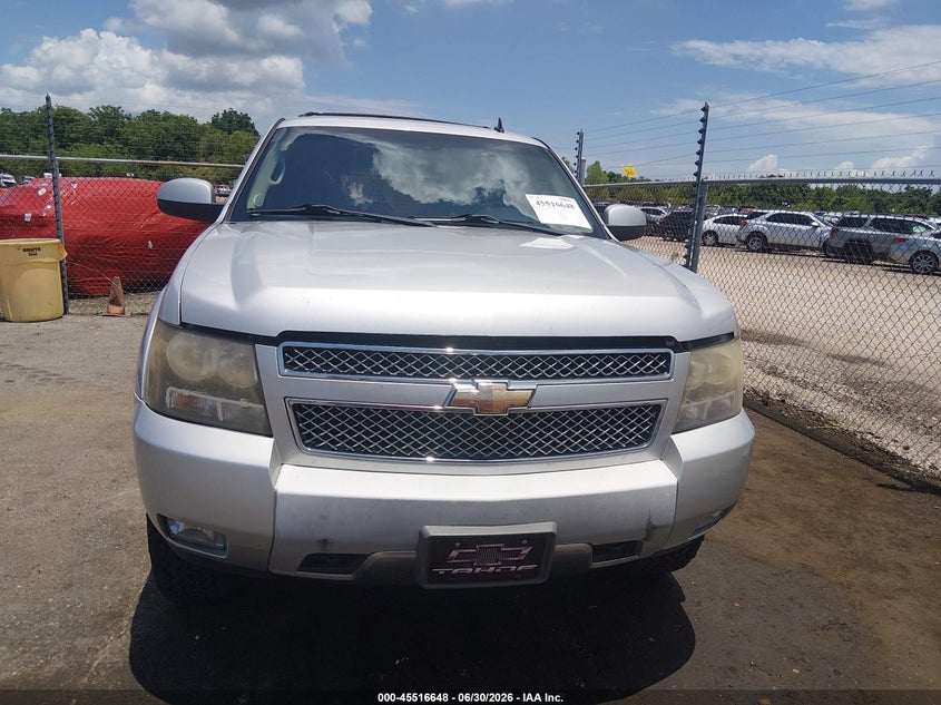 2010 CHEVROLET TAHOE auction photo 6
