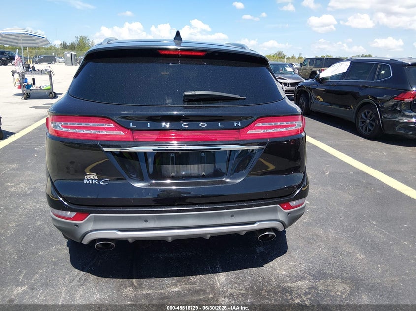 AtlanticExpress - Lincoln MKC