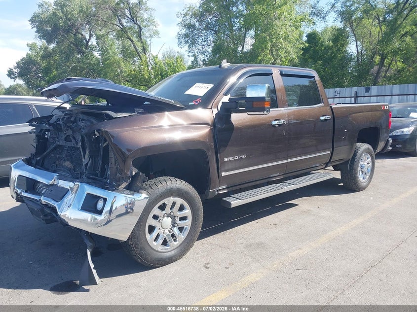 2019 CHEVROLET SILVERADO 2500HD auction photo 2
