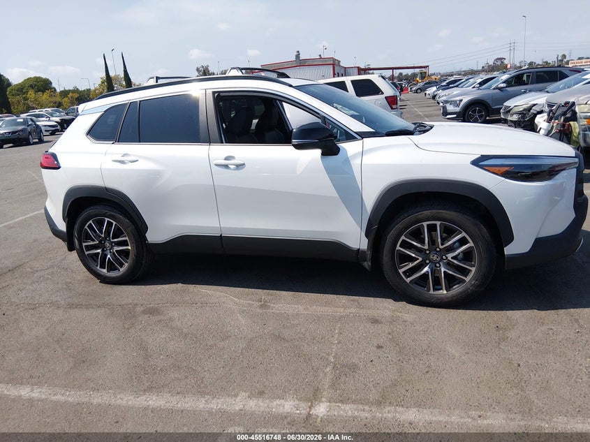 2026 Toyota Corolla Cross Xle VIN: 7MUDAAAG6TV204325 Lot: 45516748