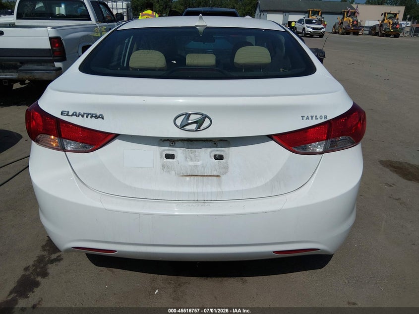 AtlanticExpress - Hyundai Elantra