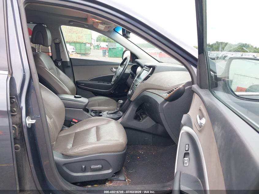 2017 HYUNDAI SANTA FE auction photo 5
